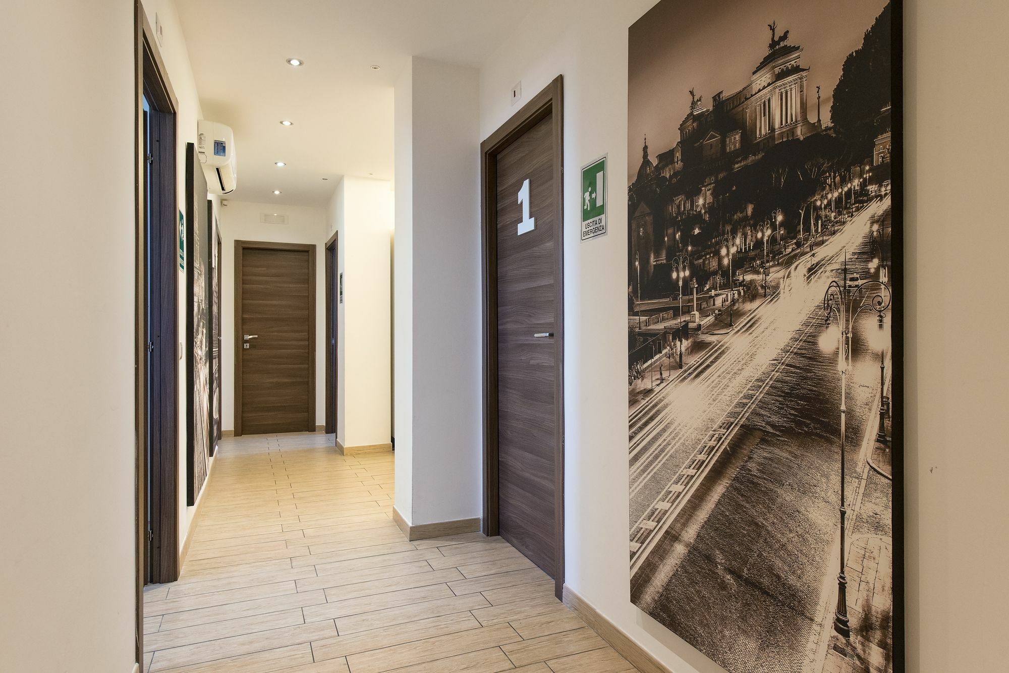 Отель Stardust Boutique House Рим Экстерьер фото